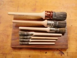 Bridled Glue Brushes