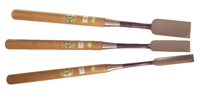 Iyoroi Sashi-Nomi Slick Paring Chisels - Image 2